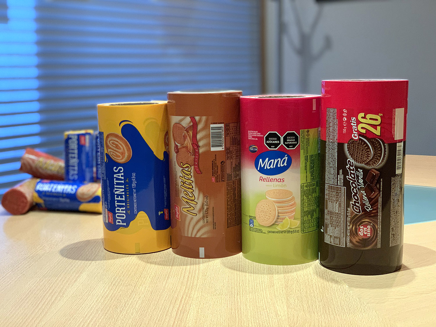 Empaques laminados para alimentos como alfajores, chocolates, huevos de pascua y pasta fresca